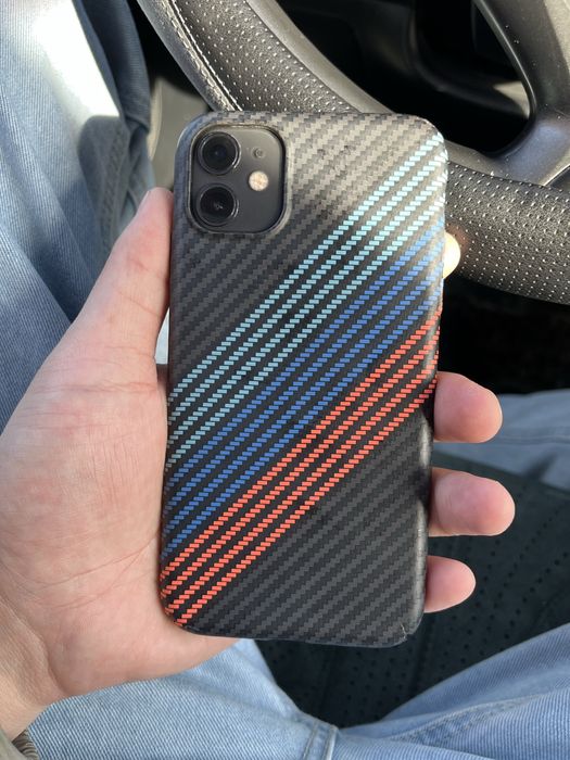 Продам iphone11 на 128 гб