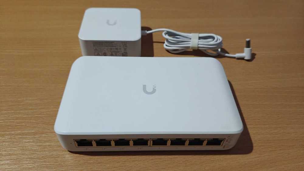 Switch Ubiquiti UniFi Switch Lite 8 poe usw-lite-8-poe Gigabit