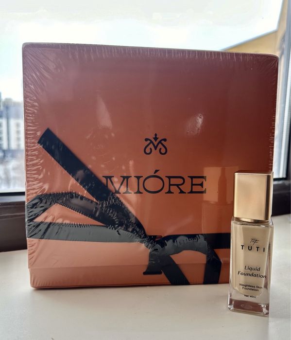 Продам шампунь и тональный крем