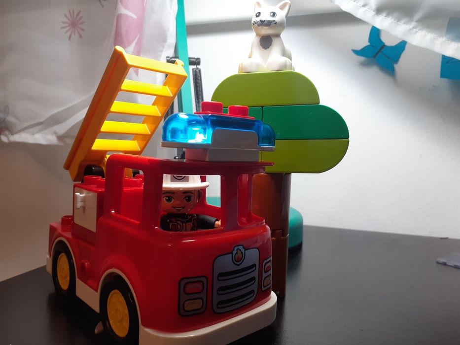 Lego duplo mașină pompieri