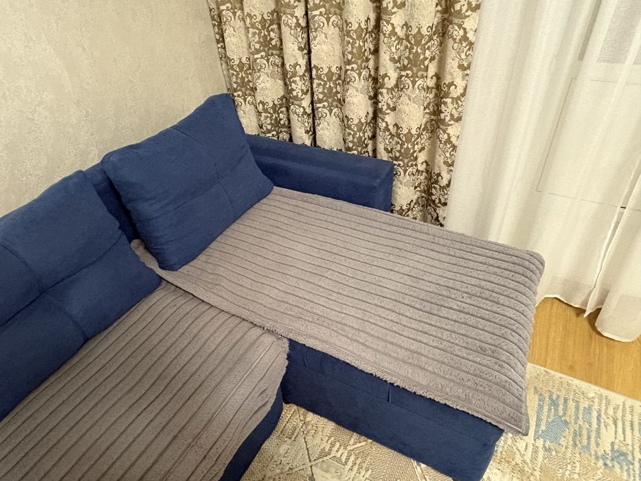Продам диван угловой