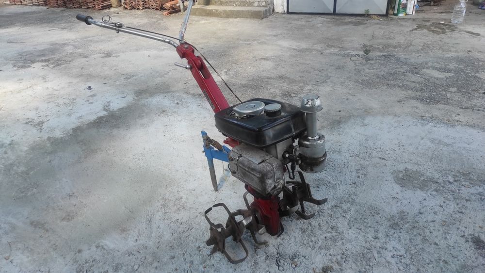 Чешка Мотофреза двутактова 2 скорости + задна