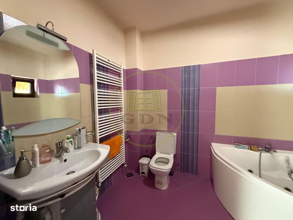 Casa S+P+M, 401 MP teren, 204 MP utili, Craiova, zona Centrala, Parcul