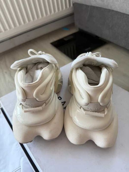 Balmain Unicorn Alb