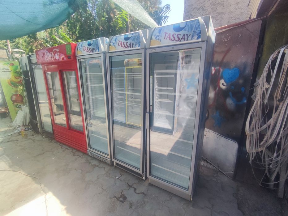 холодильники стекло