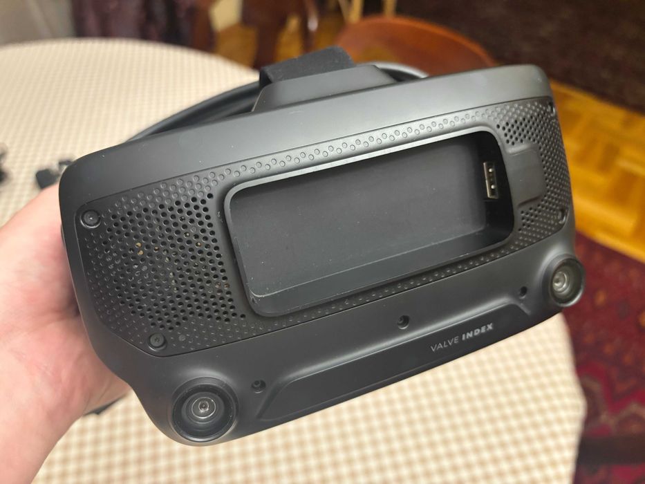 Шлем виртуальной реальности Valve Index