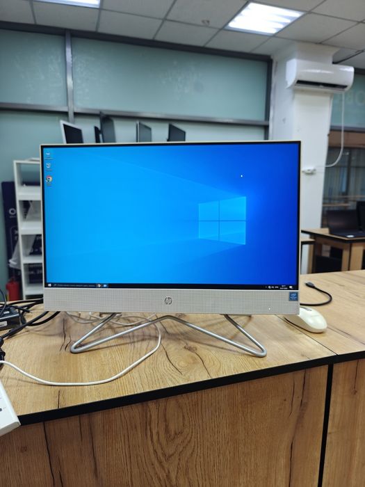 Моноблок HP 22 | Intel Silver J5040 | SSD 256Gb