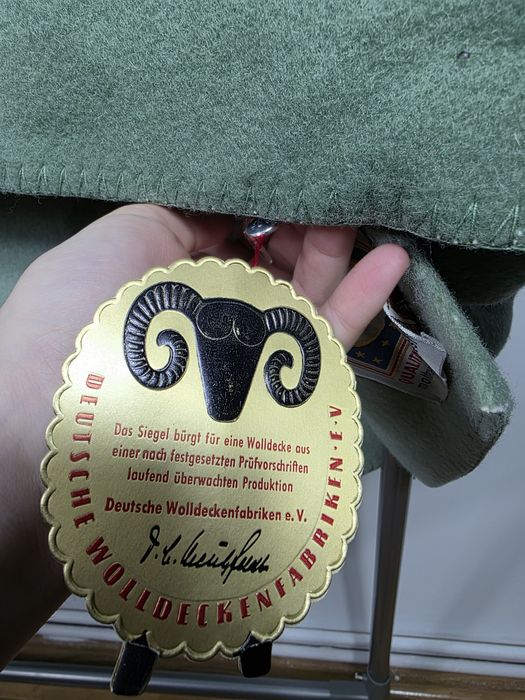 Patura germana din lana pura