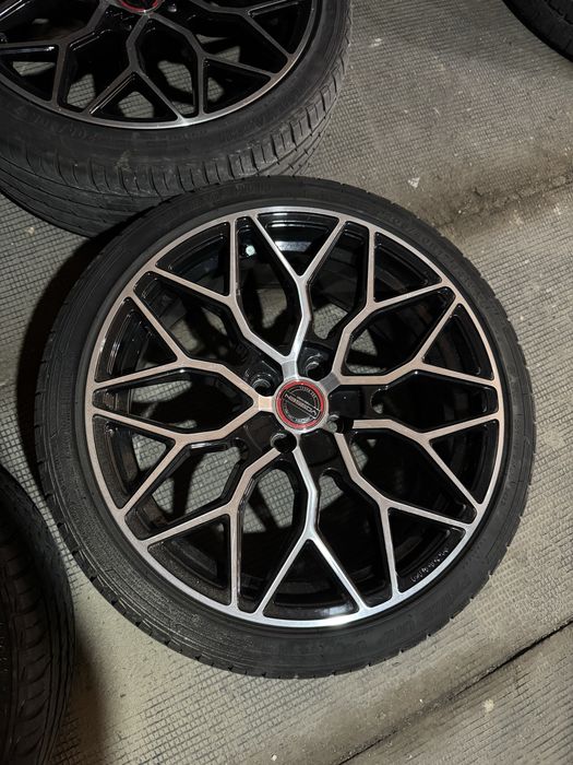 Продаю титанку r17 4x100