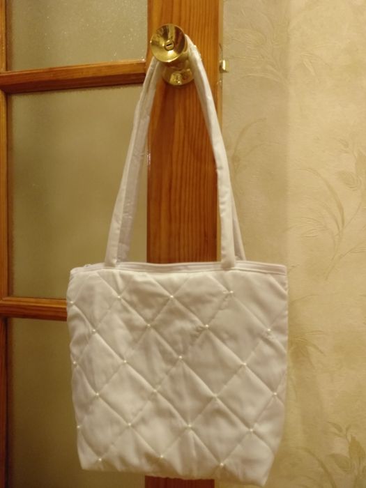 Продам женскую сумку