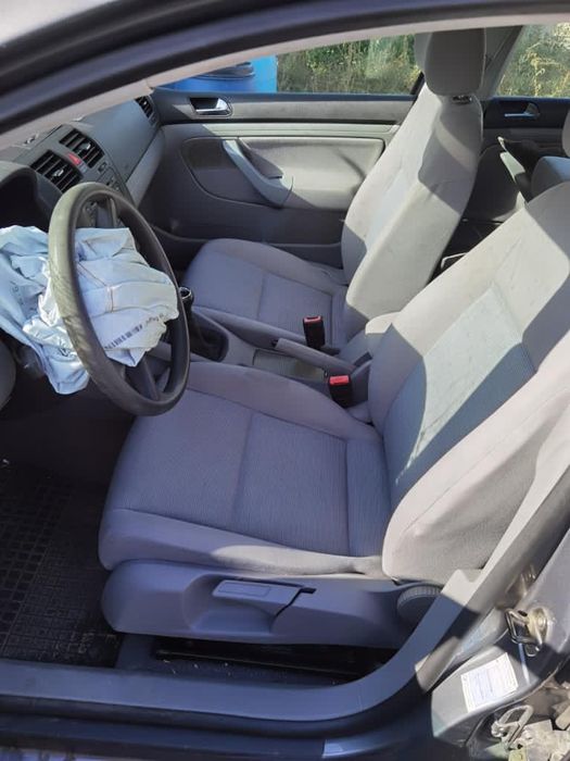 Голф 5  2004 г. 1.4бензин на части