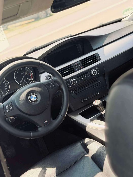 De vanzare BMW E90 320d - Facelift