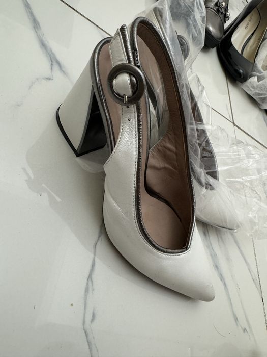 Продам обувь женскую