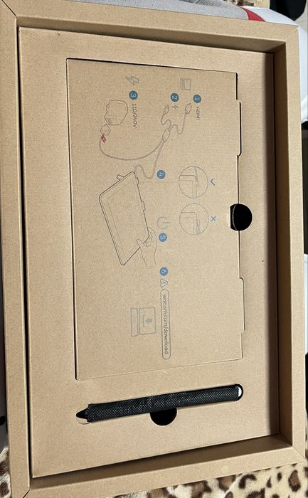 Wacom One Creative Pen Display, графичен таблет