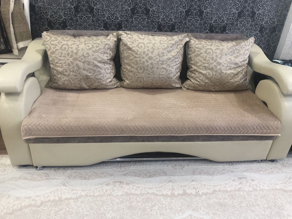 Продаётся диван