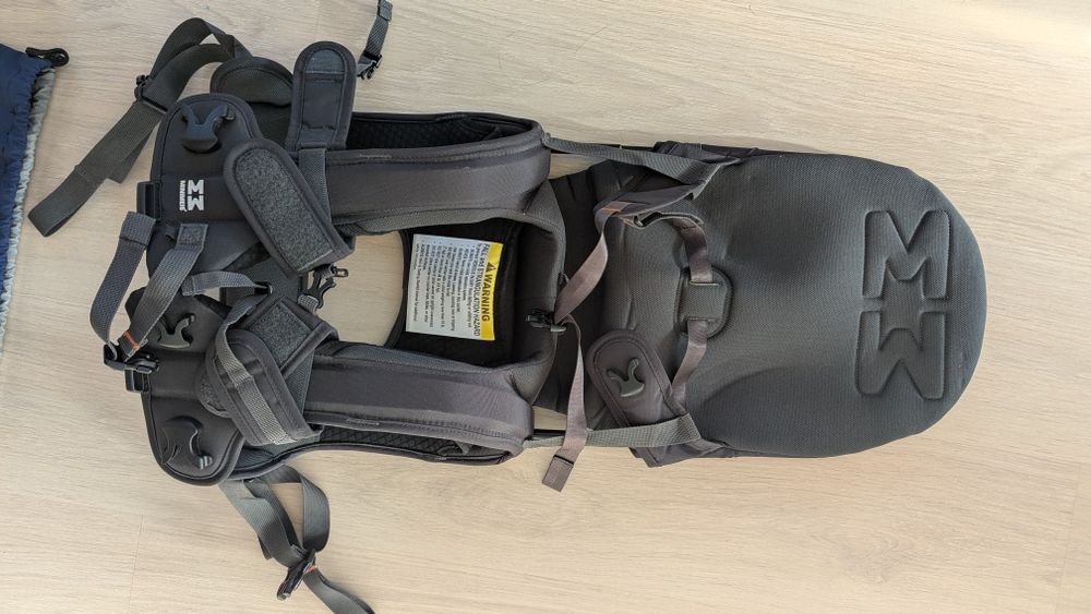 Minimeis G4 сива носилка за рамене
