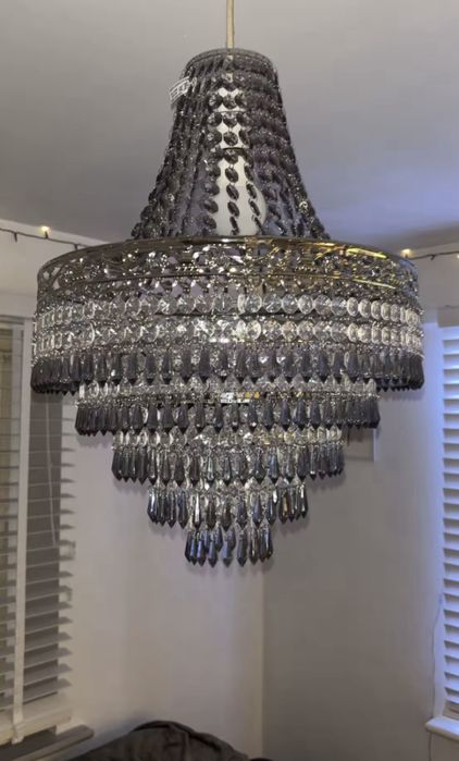 Vand candelabru cristal pentru decor bunta botez