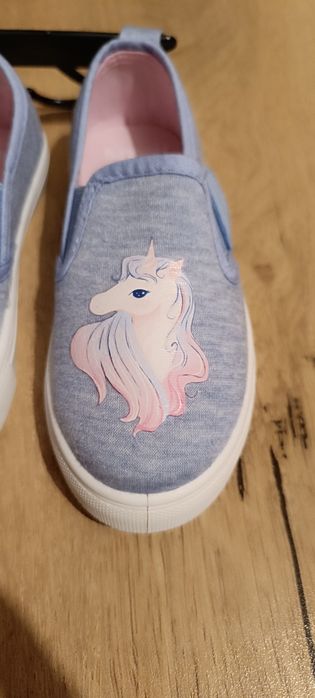 Нови красиви  кецове за момиче номер 28