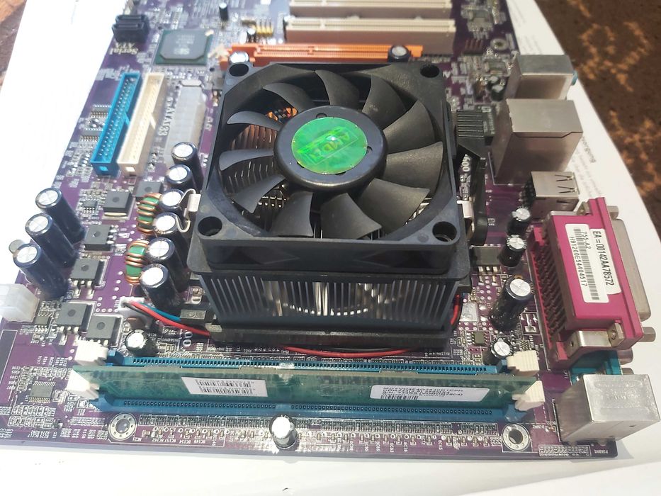 Kit pc retro (placa baza, video, procesor, rami, hdd, sursa)