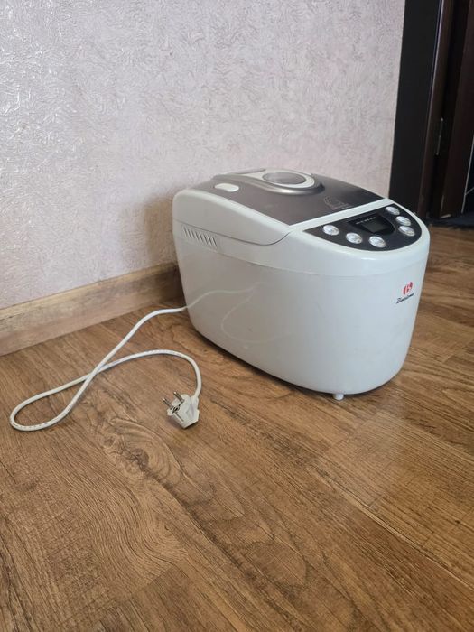 Хлебопечка Binatone BM-2169W
