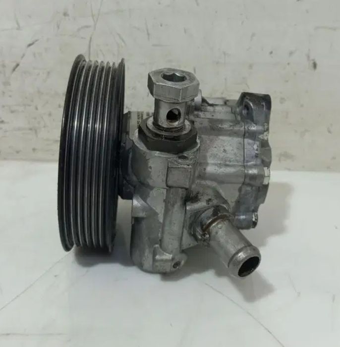 Pompa servo 2.0tdi BRE/BRF Audi A6 C6 / Audi A4 B7