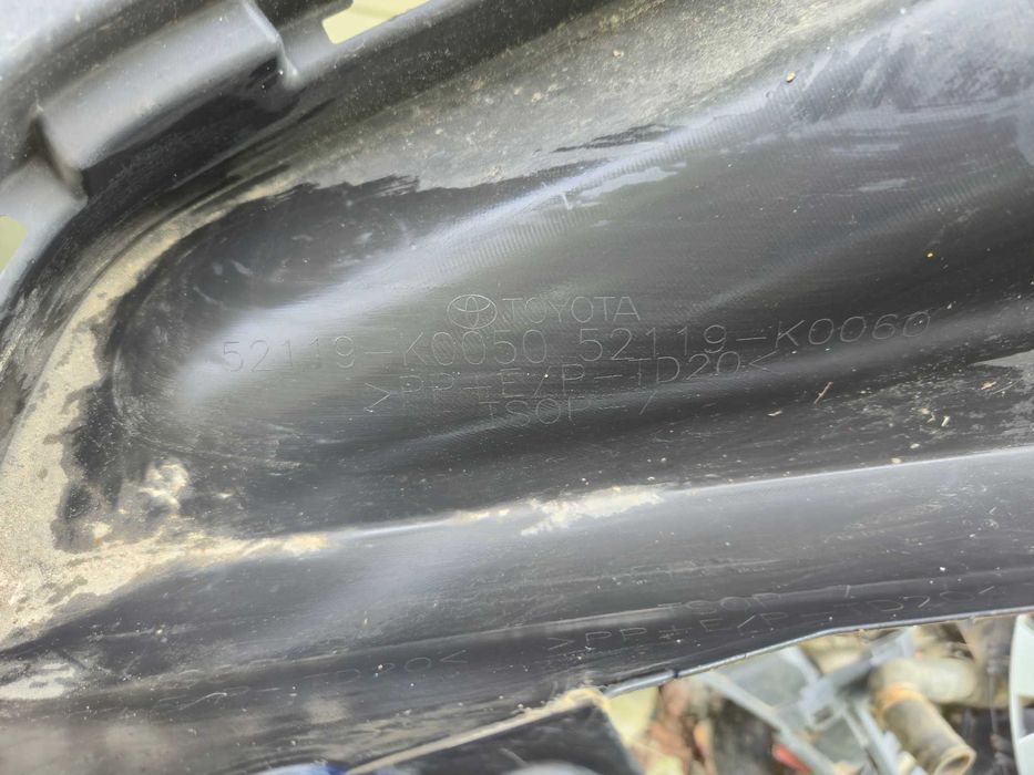 Bara fata Toyota Yaris An 2020 - 2024 cod  52119-K0050