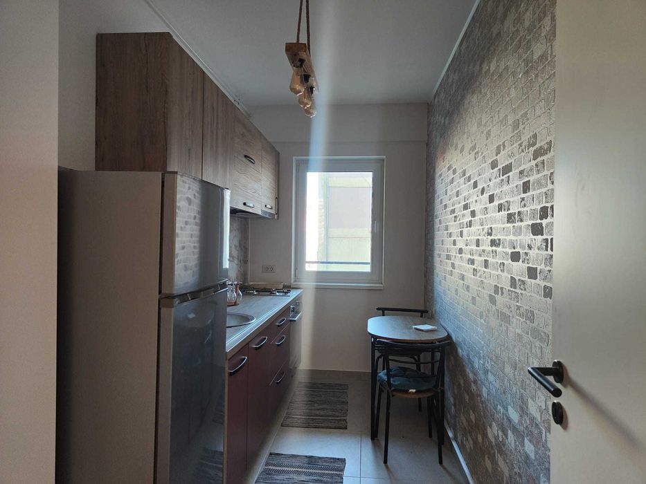 Inchiriez garsoniera noua Vulcan residece