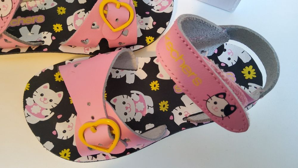 Детски кожени сандали за момиче на SKECHERS