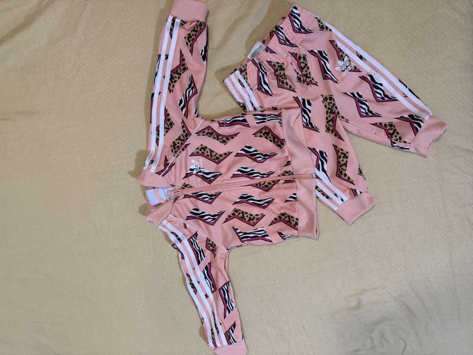 Бебешки дрехи 3-6 и 6-9 месеца Dsquared2, Guess, Adidas, Boss, Trussardi