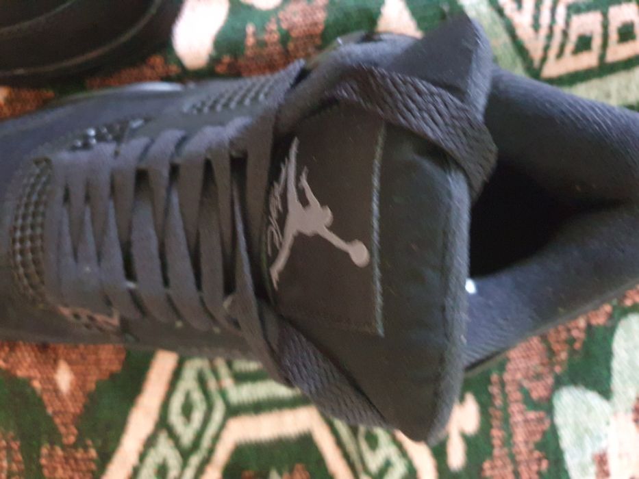 Jordan 4 black cat 44,5