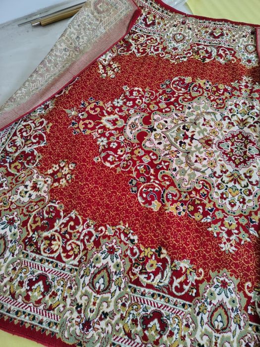 Covor nou, nefolosit 2m x  3m