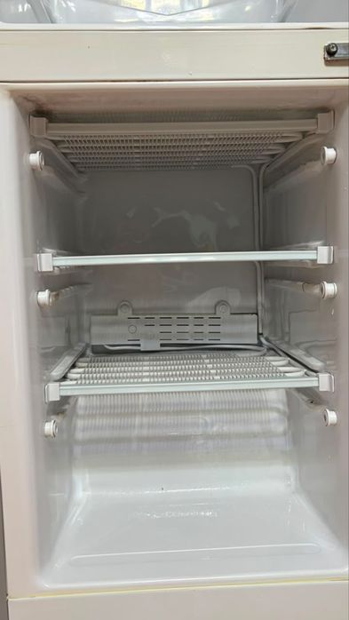 Холодильник samsung RL28FBSI
