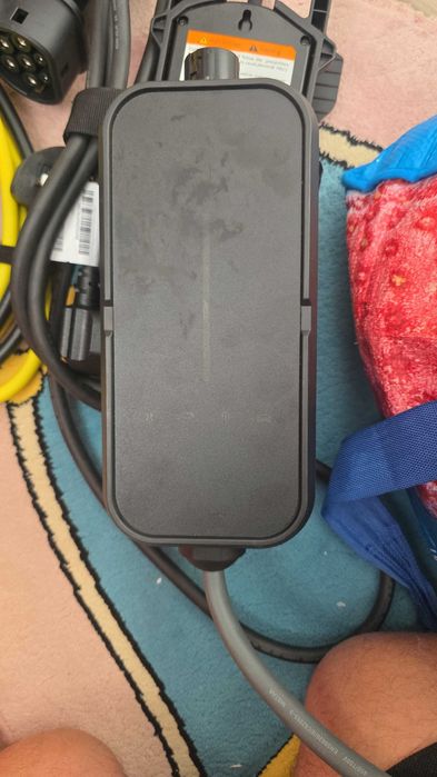 Statii incarcatoare masini electrice Tesla Bmw Audi Nissan Hyundai Volvo