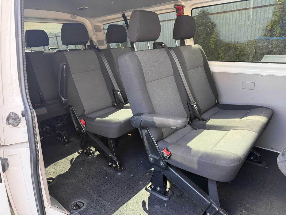 VW Transporter T6, Kombi 8+1, 2.0 TDI 150CP, 2017, TVA DEDUCTIBIL