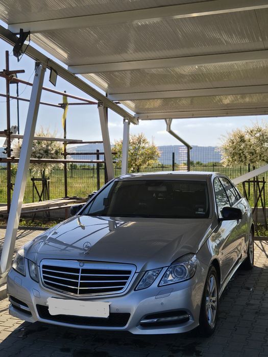 Mercedes-Benz E350 W212