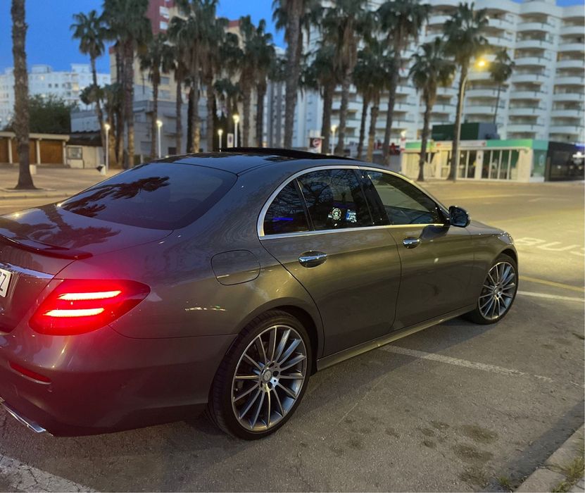 Mercedes E klass 2017 350d  Paket 63 AMG•4Butoane•Suspensie•Variante