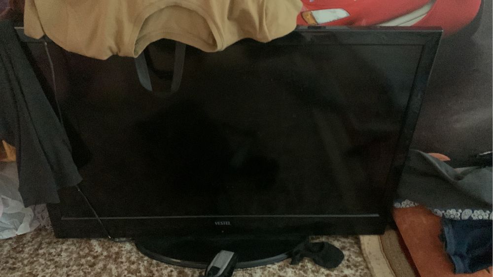 Телевизор две