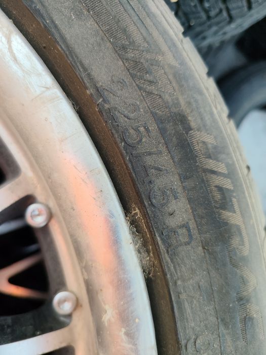 Veedestein 225/45R17