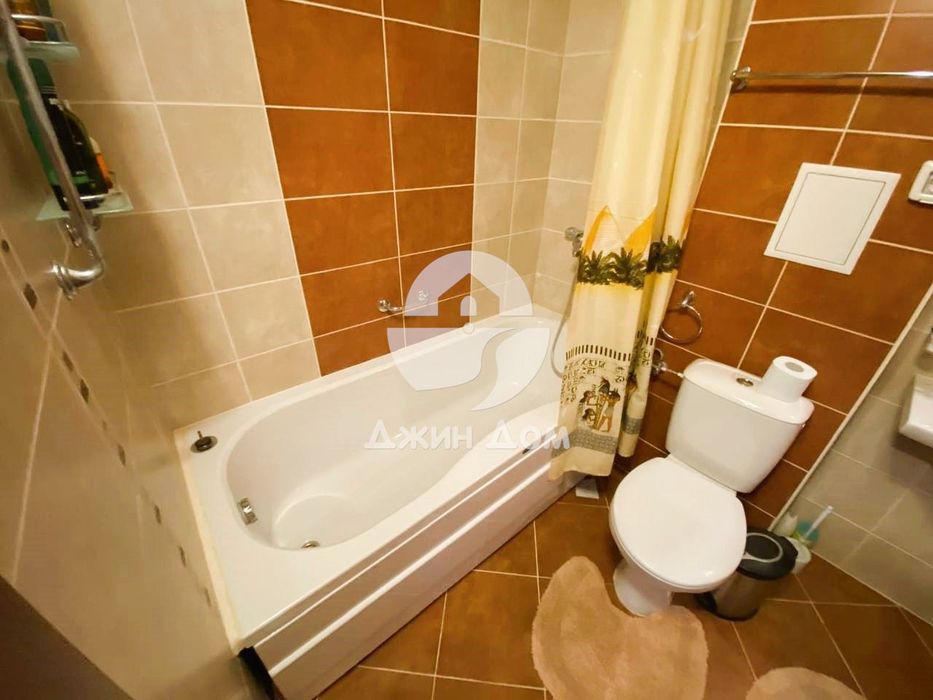 Продава се Тристаен апартамент в Обзор - 100 кв.м за 919 €/кв.м - Снимка #10