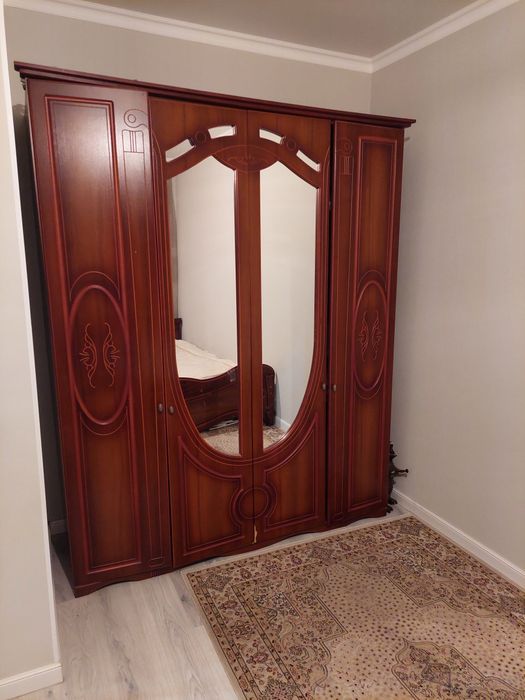 Диван спальный гарнитура