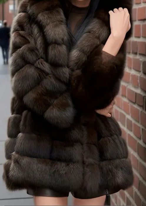 Шуба искусственная 46 размер