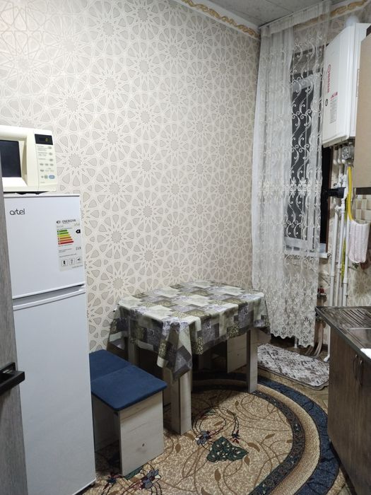 Срочно ИЖАРАГА квартира 1хона Узок, муддатга. Без маклер