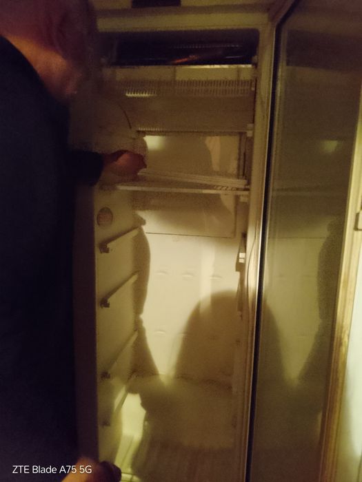 Хладилна витрина Bosch