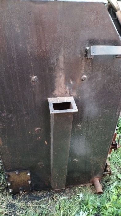 Продам котел длительного горения .