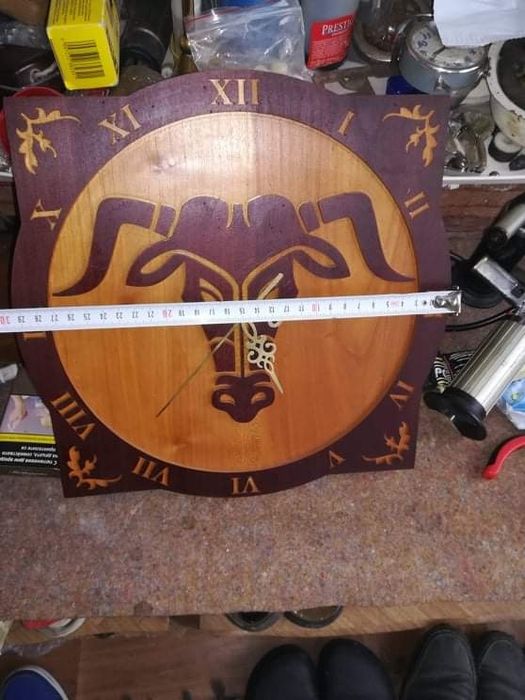 Дървен часовник кварц