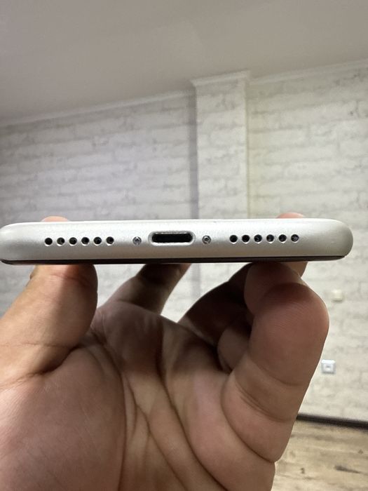 idel iphone 11 92% yomkstda
