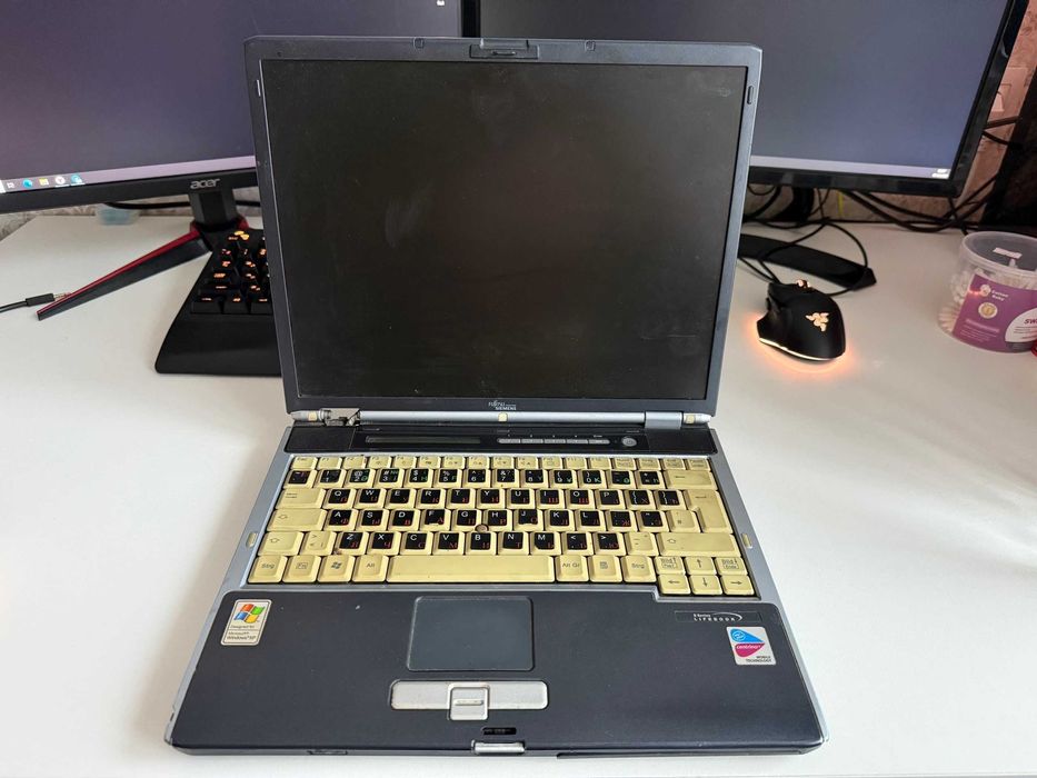 Fujitsu Siemens Lifebook s2020