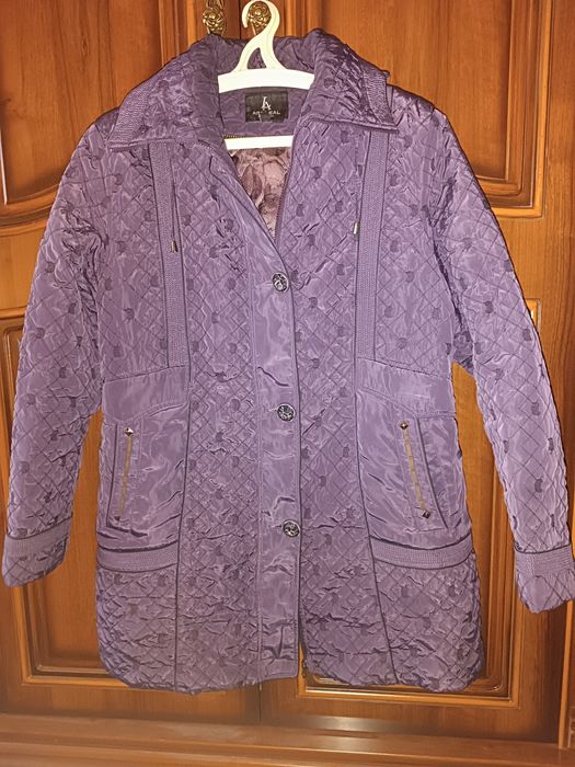 Куртка кофемолка ручной шарф счётчик воды