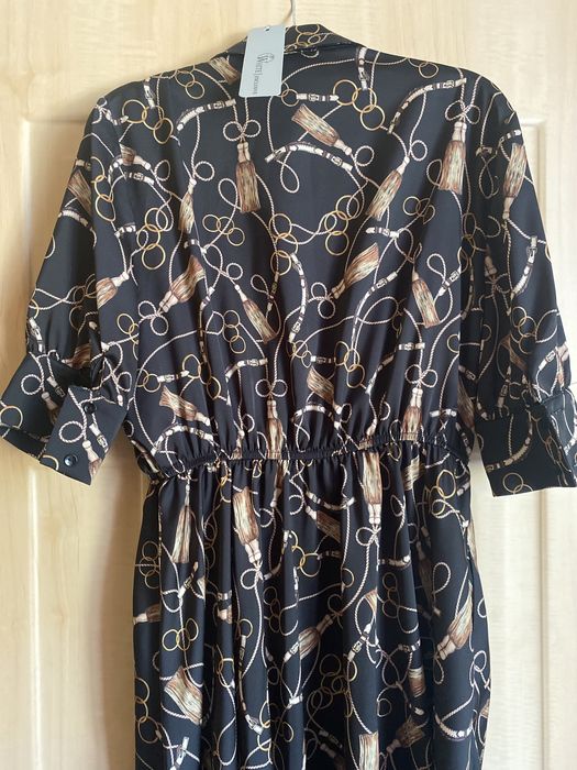 Продается новое платье