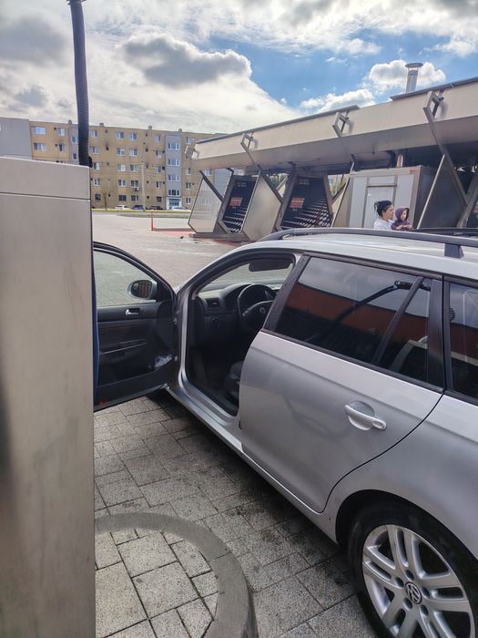 Volkswagen Golf 5 Break – 1.9 TDI – Cutie Automată